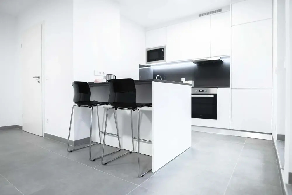 Lux City-Beautiful 1BR Apt w Gdn Balc