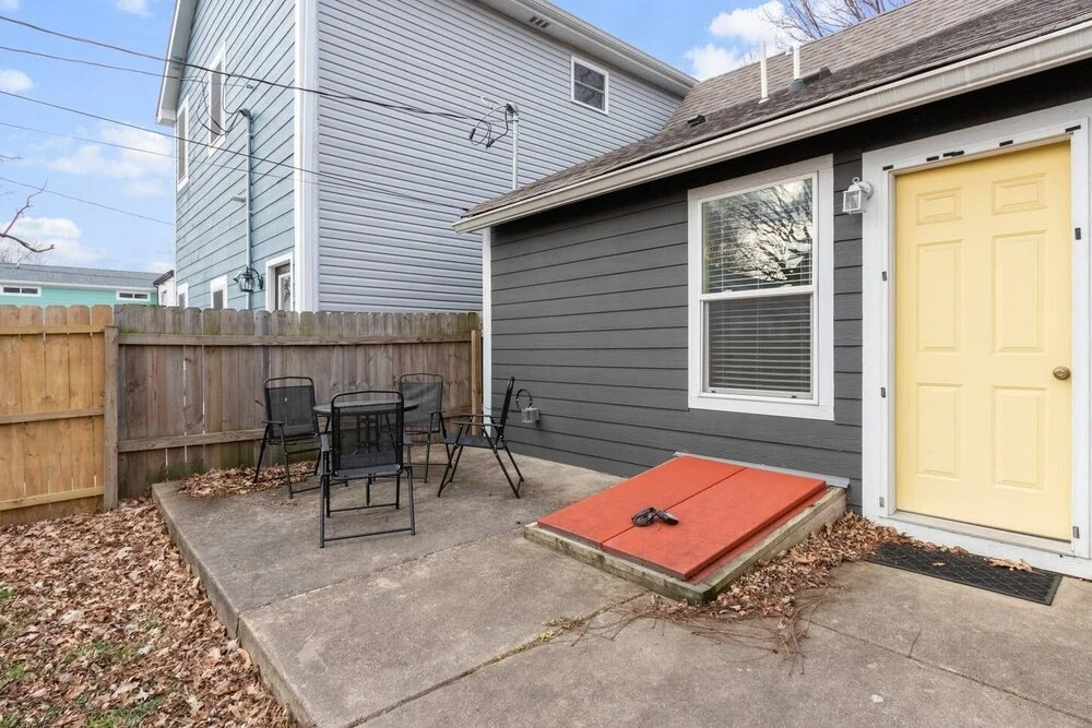 Beautiful 3BR2BA CozySuites |7 min to Lucas Oil