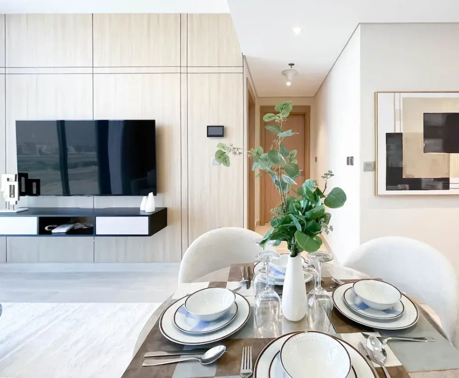 Elegant 1BR at Azizi Riviera Prime Location