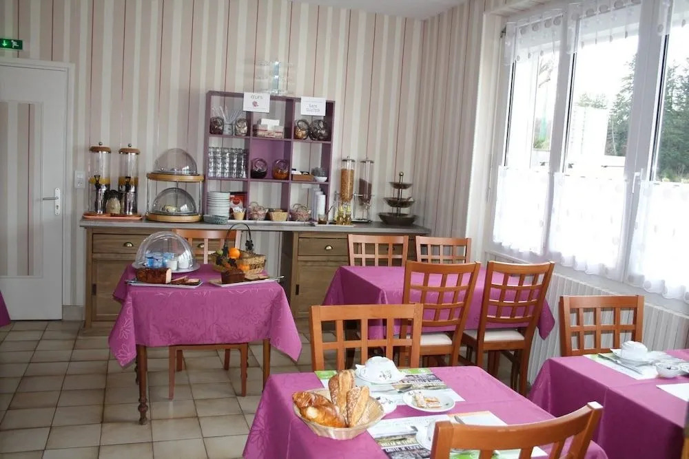 Hôtel Restaurant Le Grillon