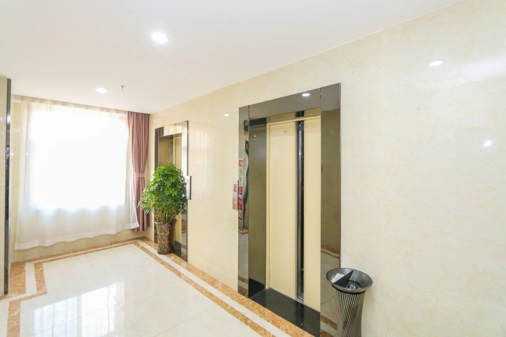 7 Days Premium Linfen Pingyang South Street Branch
