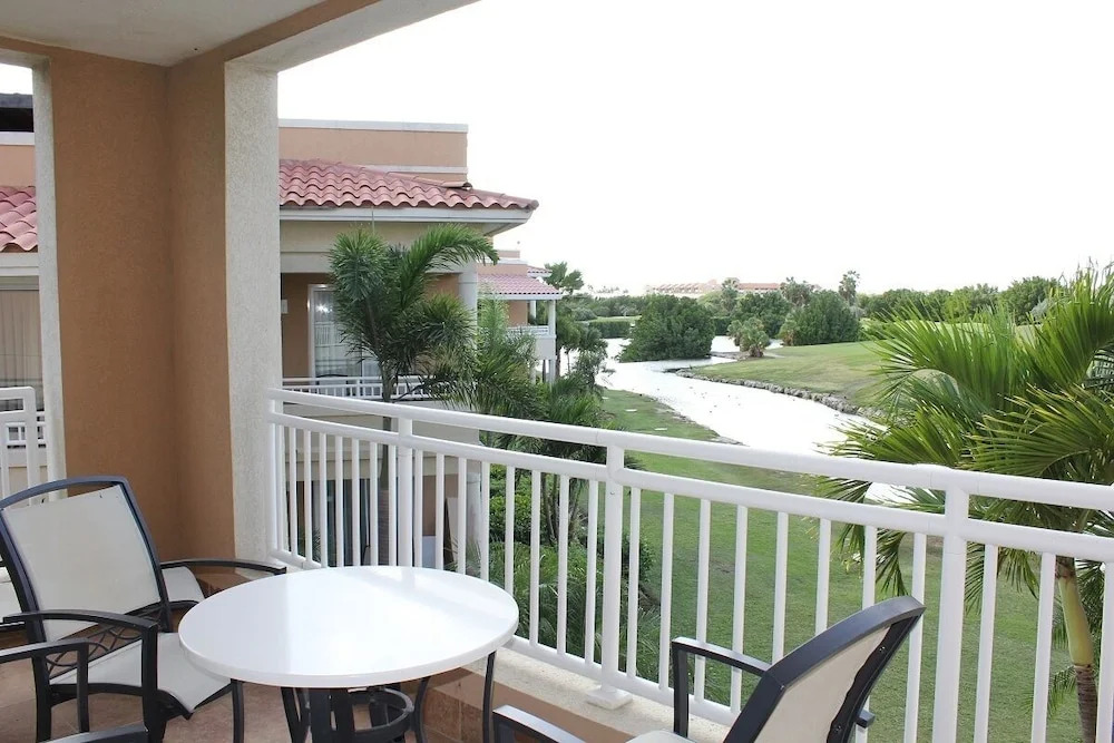 Divi One Bedroom