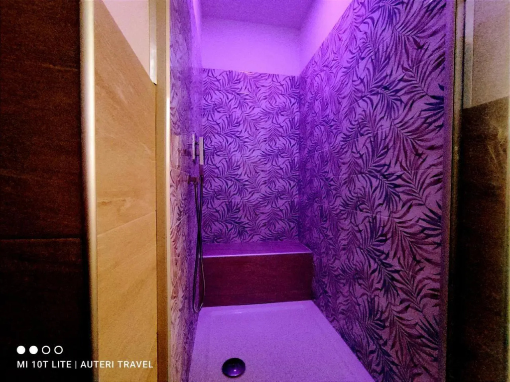 Tropea Travel's House