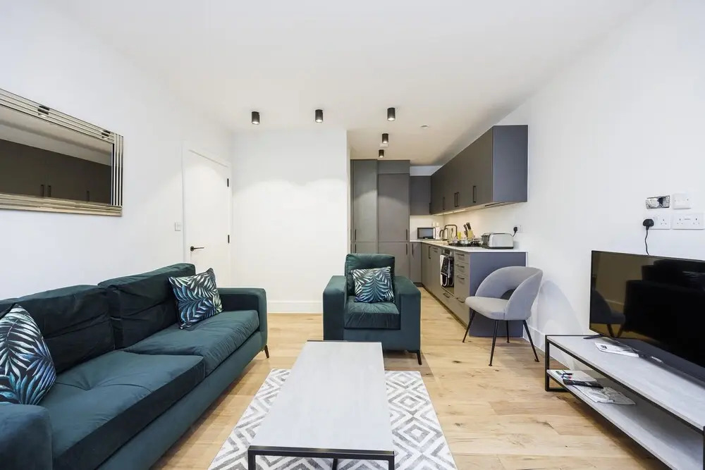 Luxurious Apartments in LONDON, SK