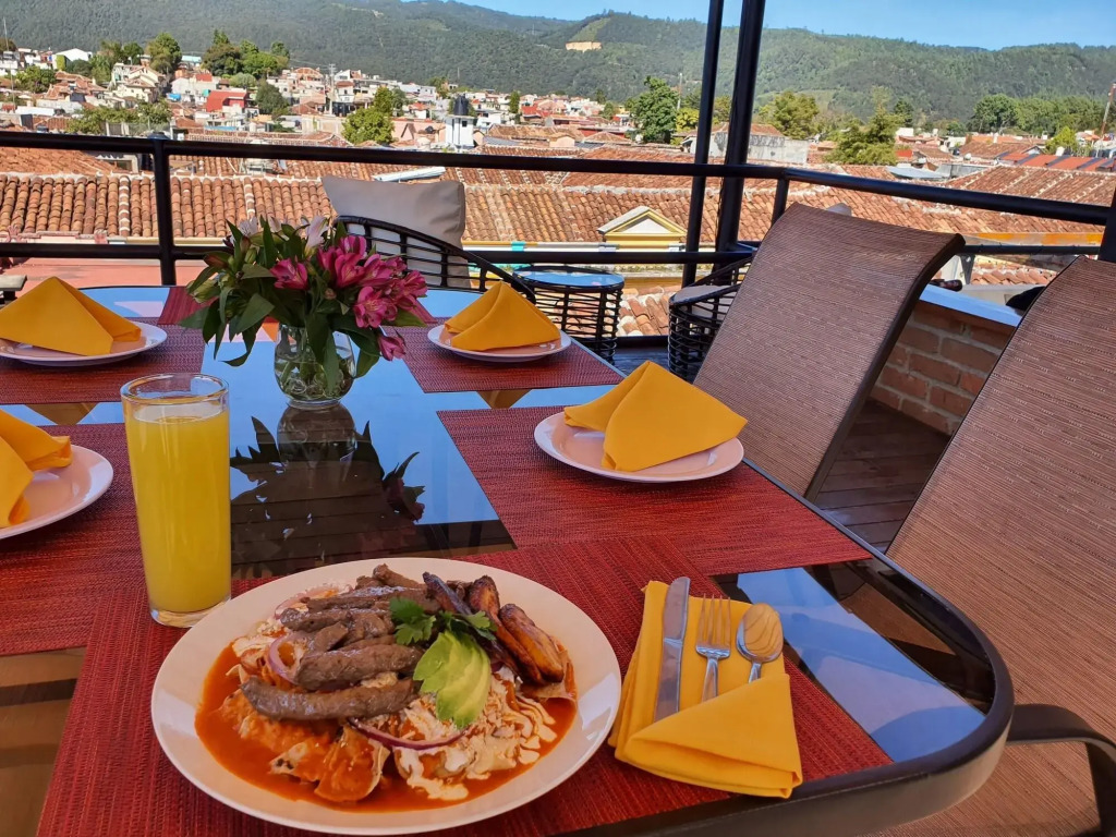 Cielo Hotel