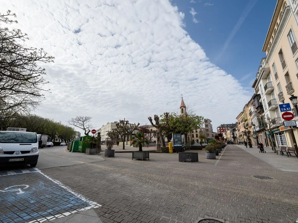 Lovely Apartment in Ribadeo near Playa de Penarronda