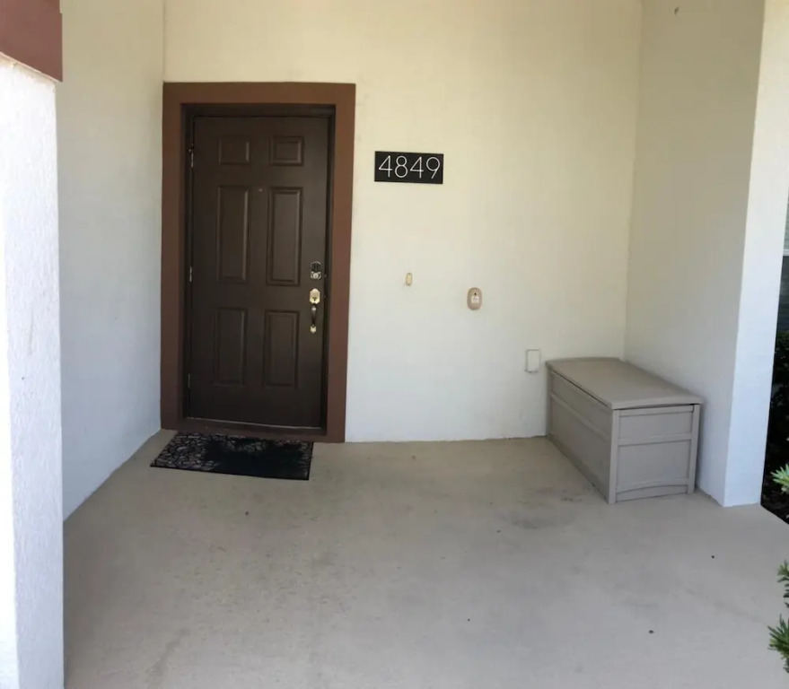 Family Friendly 5 Bedrooms Home Close to Disney 4849