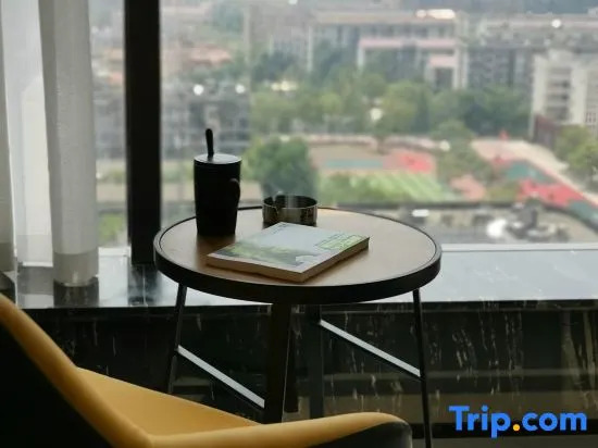 Yuexing Hotel (Louxing Square Chunyuan Pedestrian Street Branch)