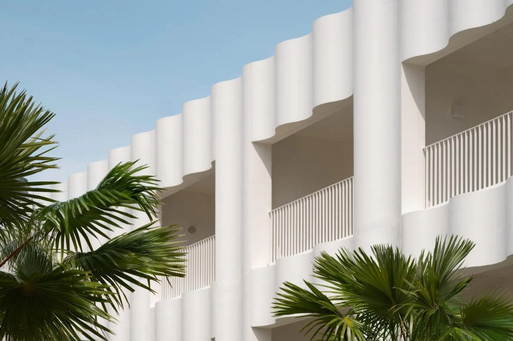 The Standard, Pattaya Na Jomtien