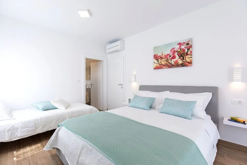 Beautiful Villa Magdalena - Porat