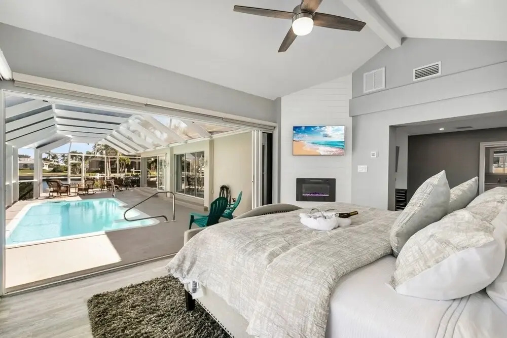Barcelona Ct. 483, Marco Island Vacation Rental 5 Bedroom Home by Redawning