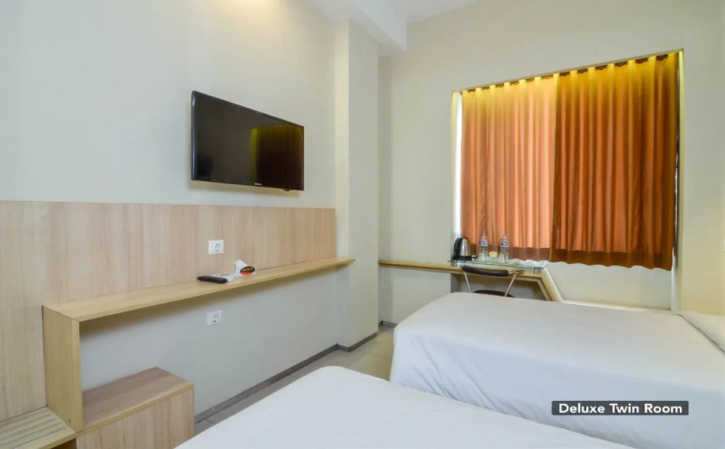 ZEN Rooms Image Hotel and Resto