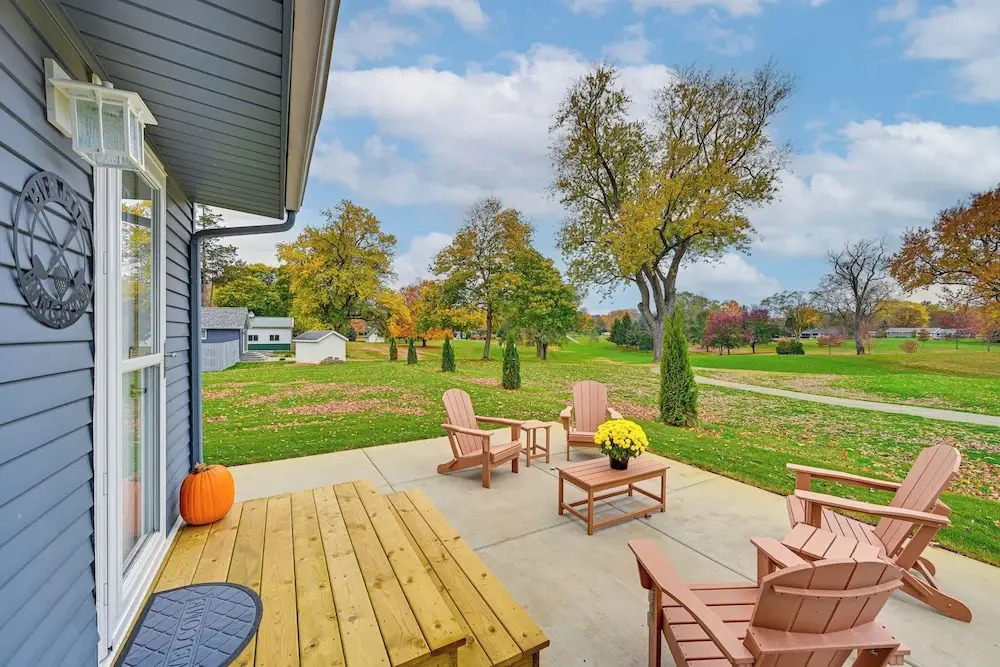 Home on Legacy Hills Golf Course w/ Patio!
