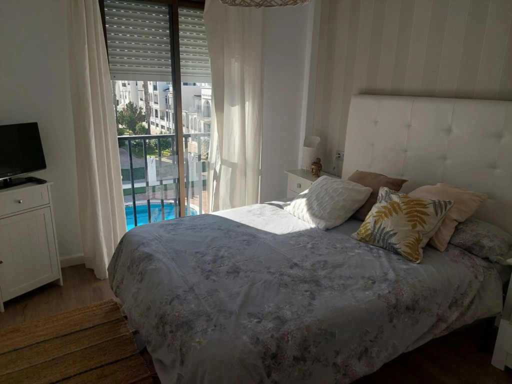 New apartment urb frontline with garage+AC+netflix