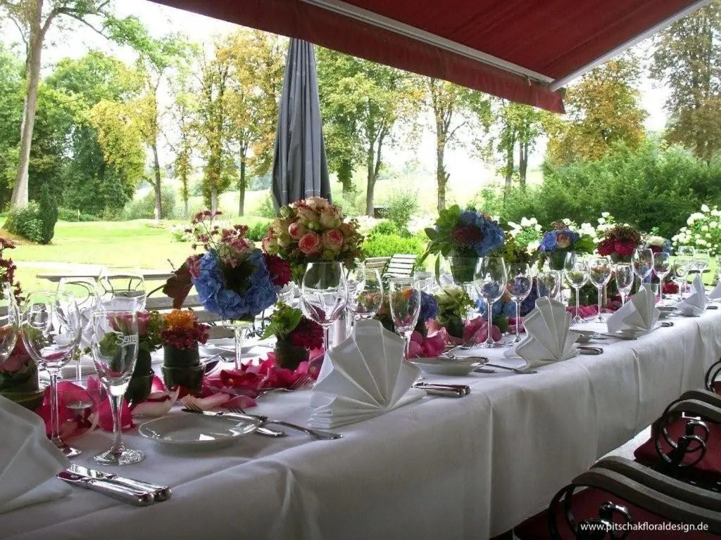 Schloss Auel Boutique Hotel & Design Golf Lodge