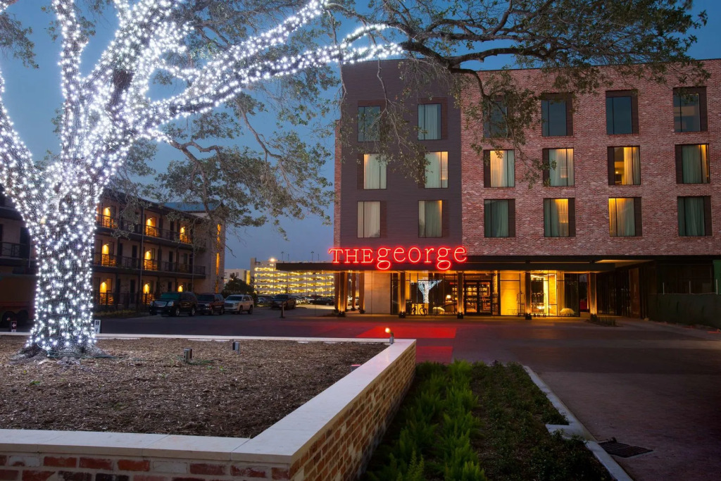 The George, by Valencia Hotel Collection
