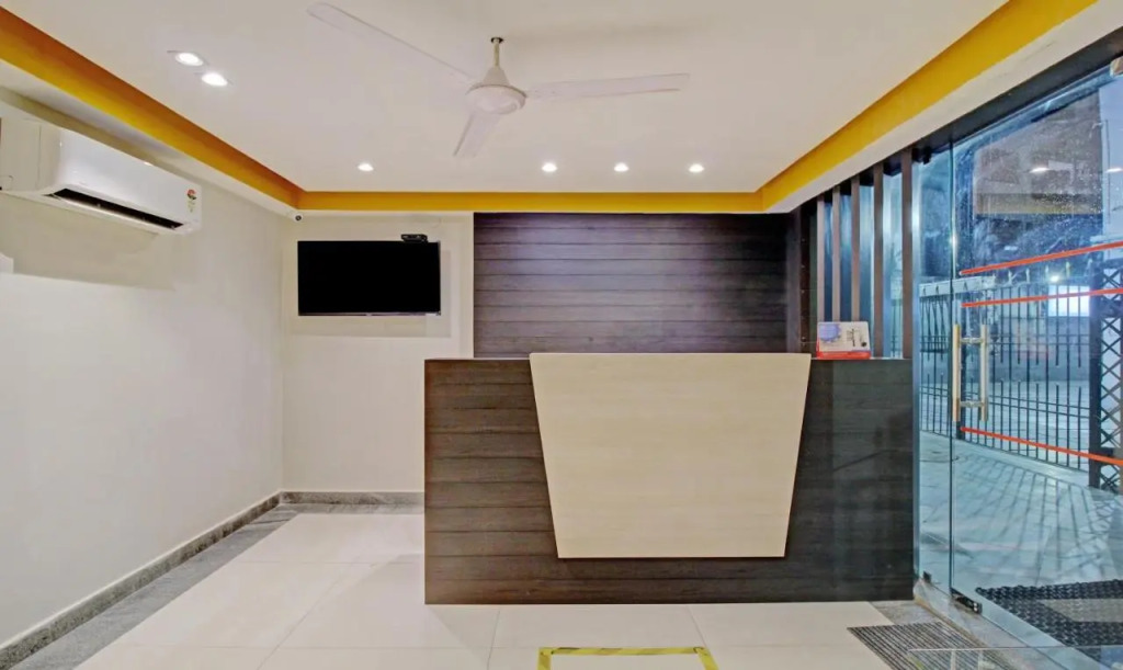 Treebo ASL Prime, Gariahat