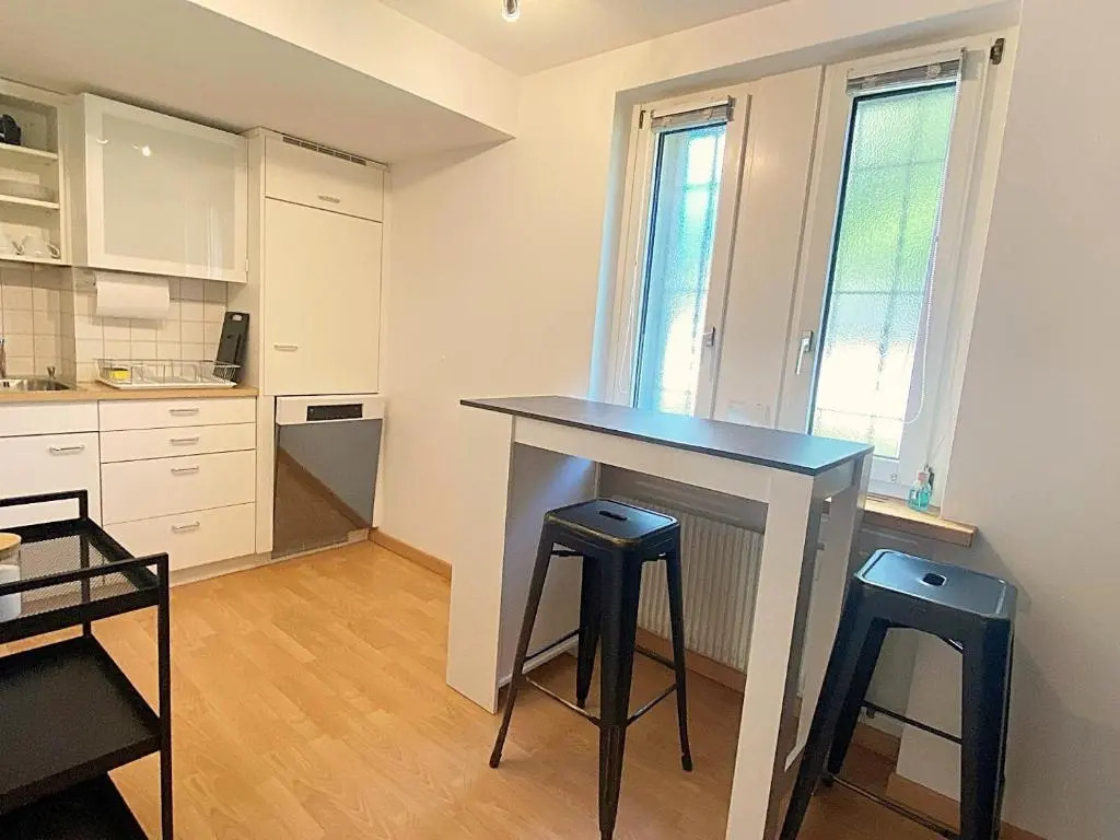 Seeblick an Luxusmeile 4P, 70m2 - Parkplatz, S11-1