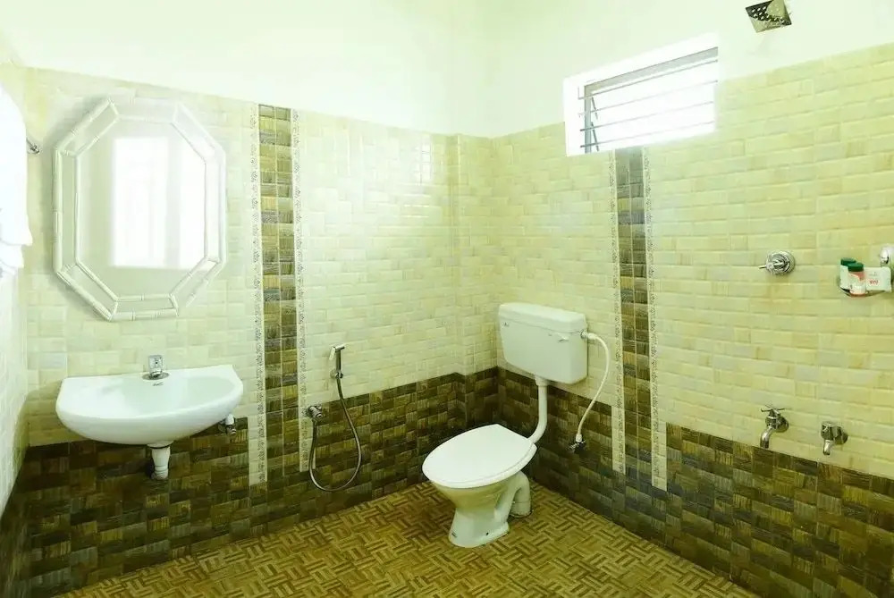 Hotel White Fort by OYO Rooms