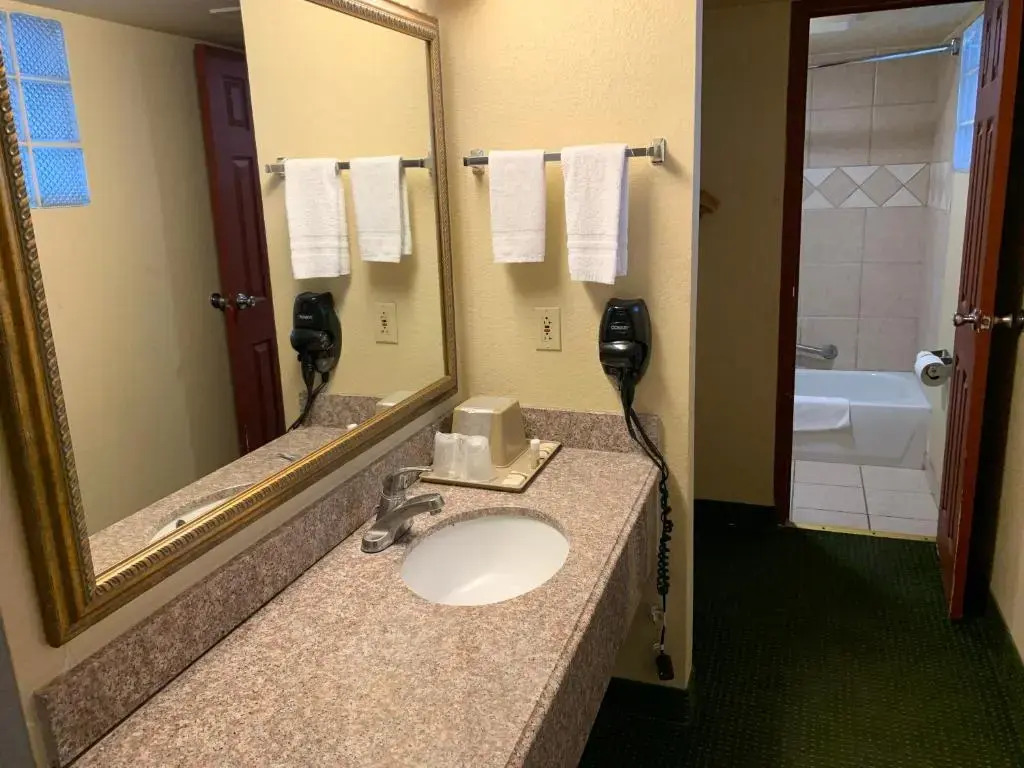 Econo Lodge Del Rio