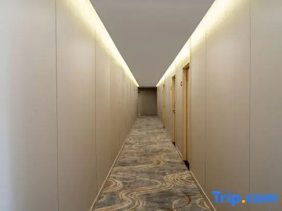 Sushi Hotel (Shanghai Huajiang Branch Road Guozhan Center Branch)