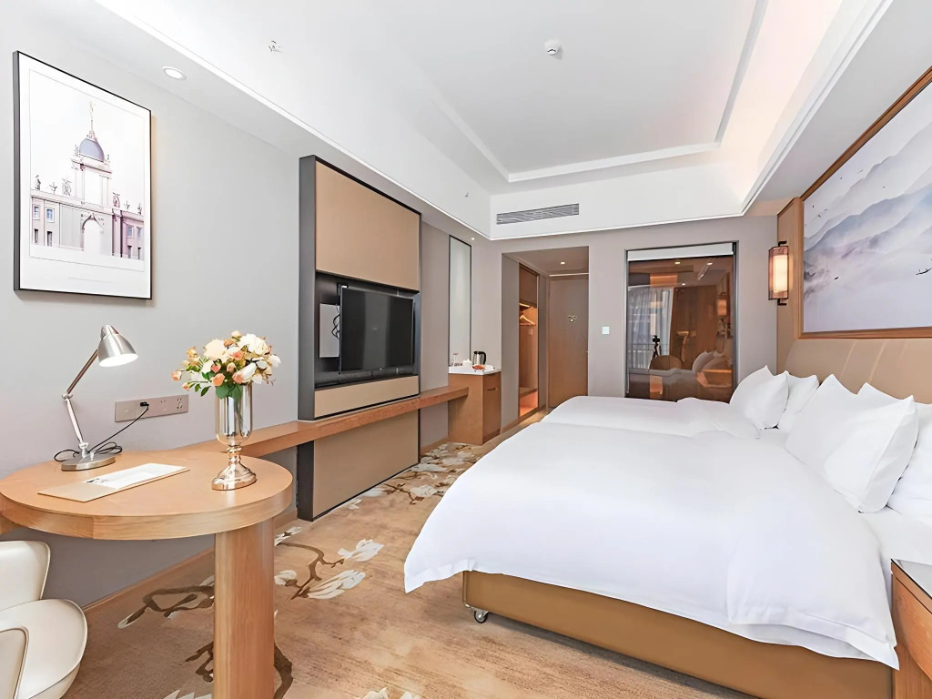 Vienna International Hotel (Loudi Stadium)