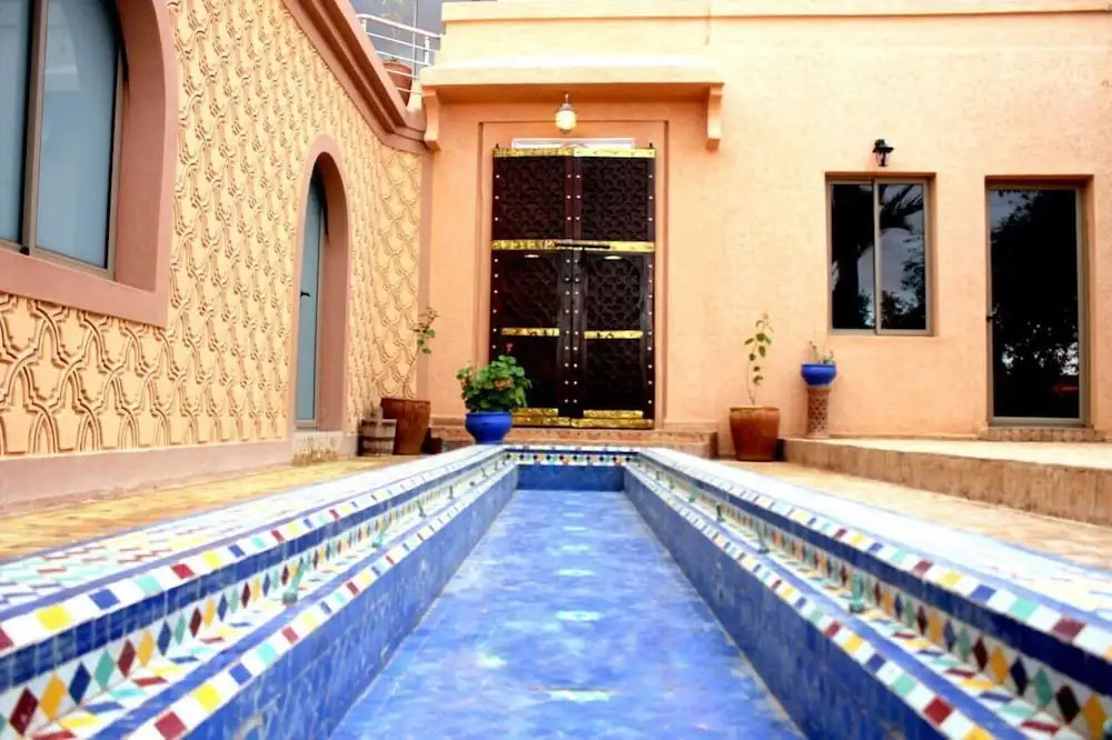 Villa palace  amina