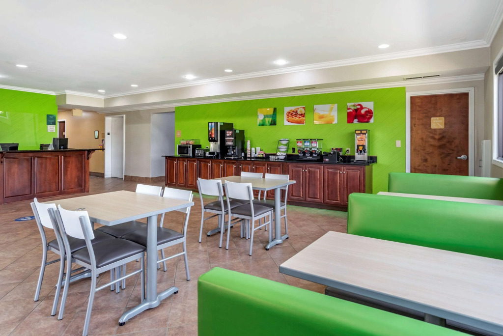Quality Inn & Suites Demopolis