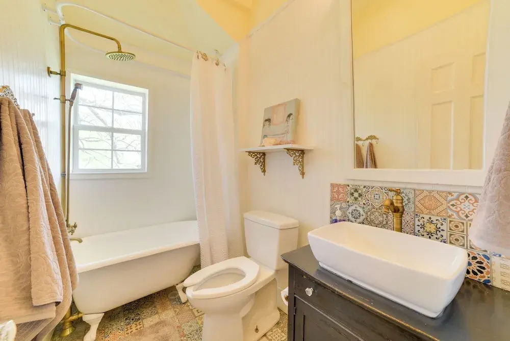 Cozy Thomasville Cottage - Walk to Downtown