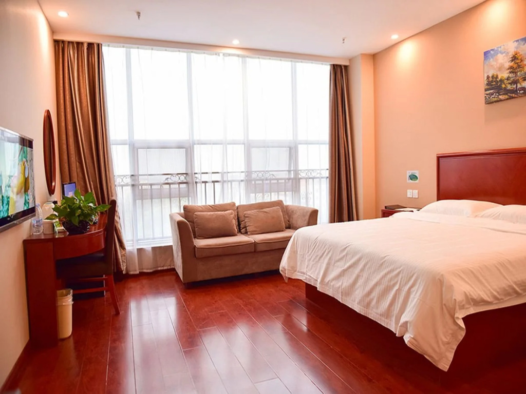 GreenTree Inn BaoDing Xiong county XiongZhou Road Express Hotel