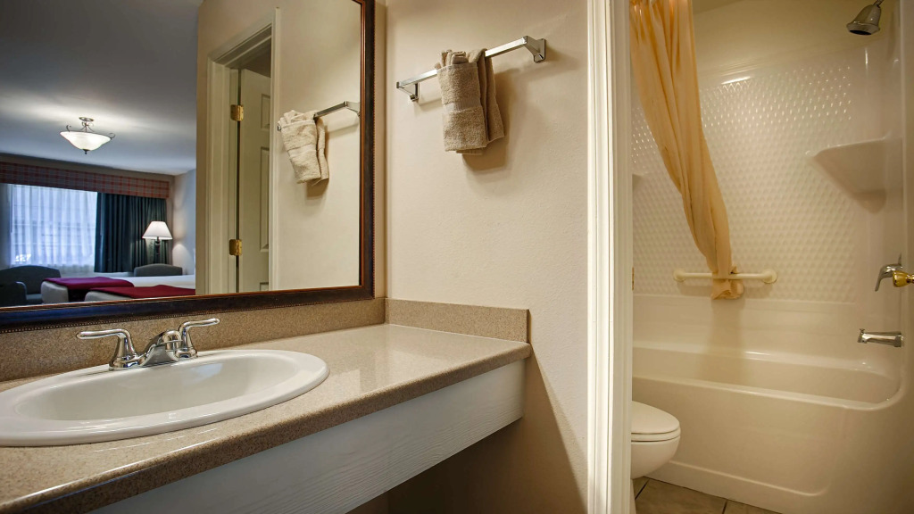 SureStay Hotel by Best Western Leesville