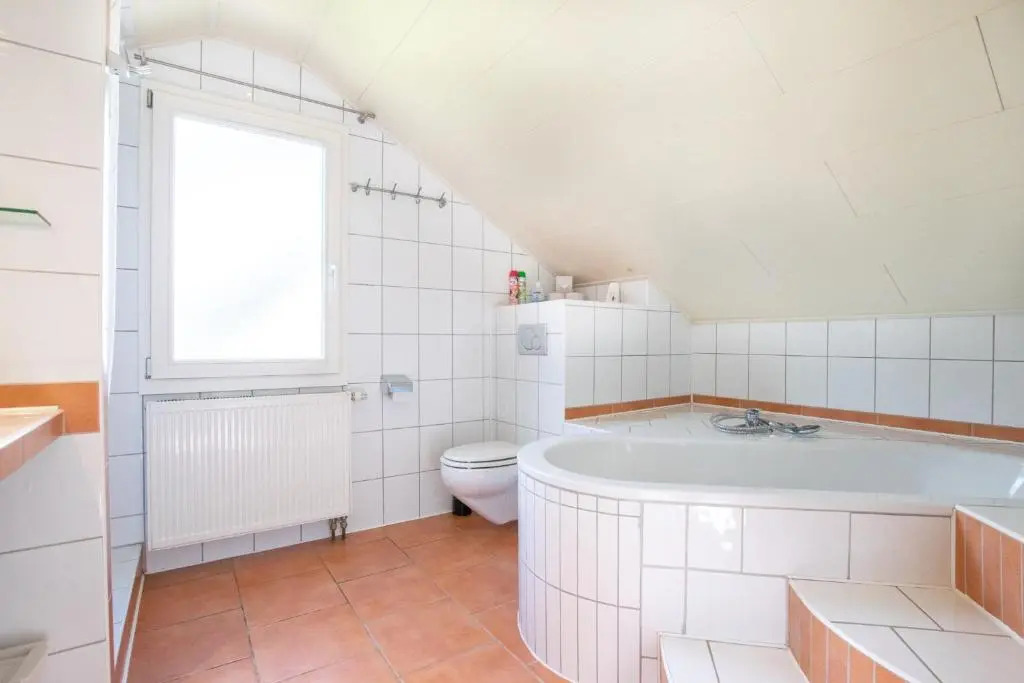 Tolstov House - 6 Room Villa with Garden - 15 Min Messe DUS & Airport DUS