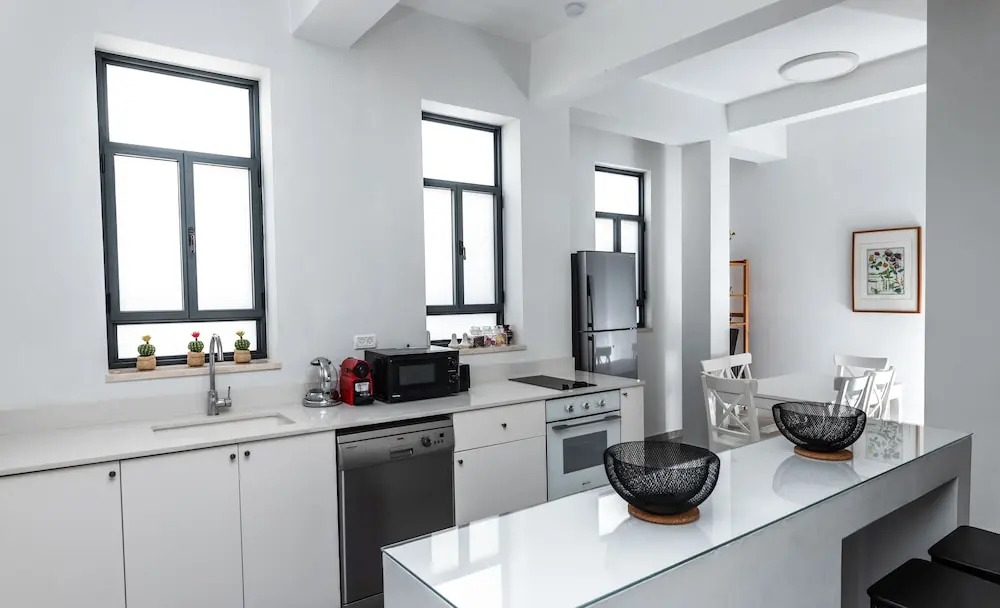 YalaRent Boutique apartments in Jaffa's flea market - Families only