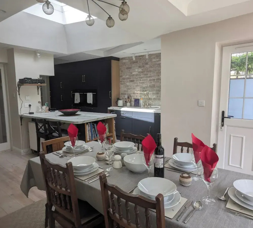 Cherry View House 3 Bed Garden Parking Sleeps 8