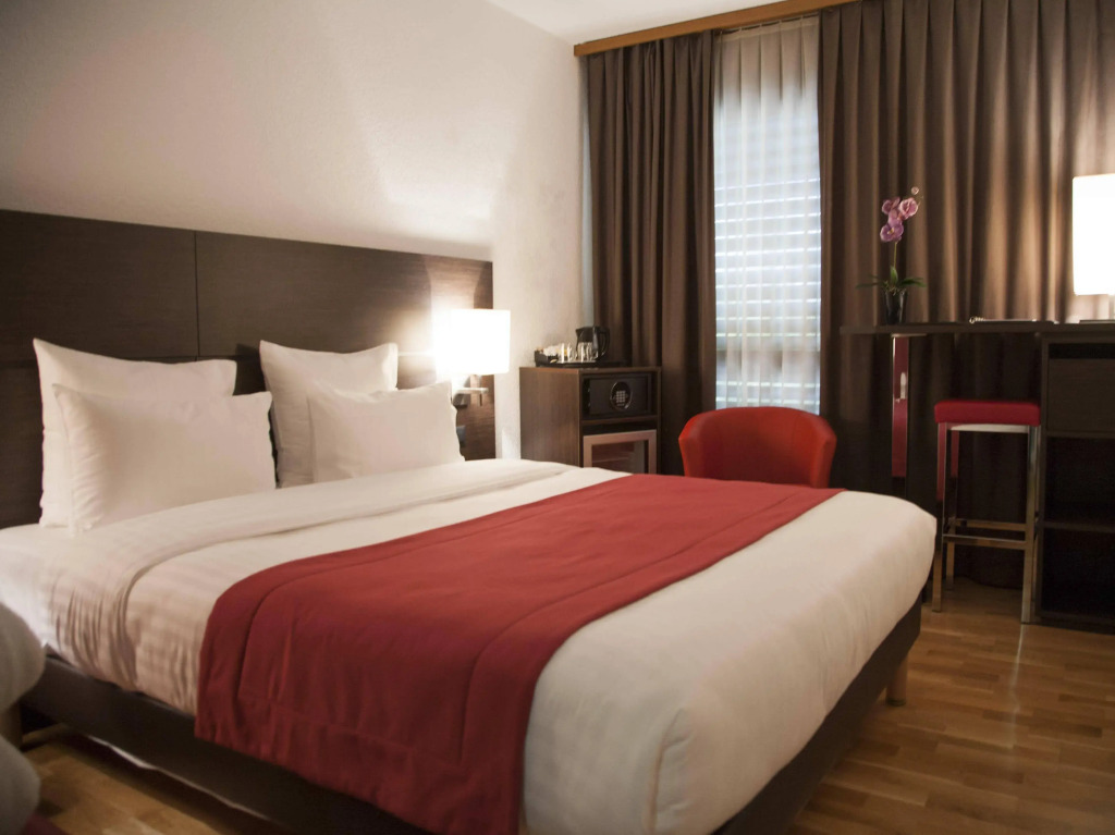 Nash Airport Hotel