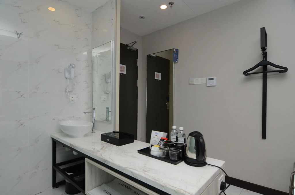 The Leverage Business hotel