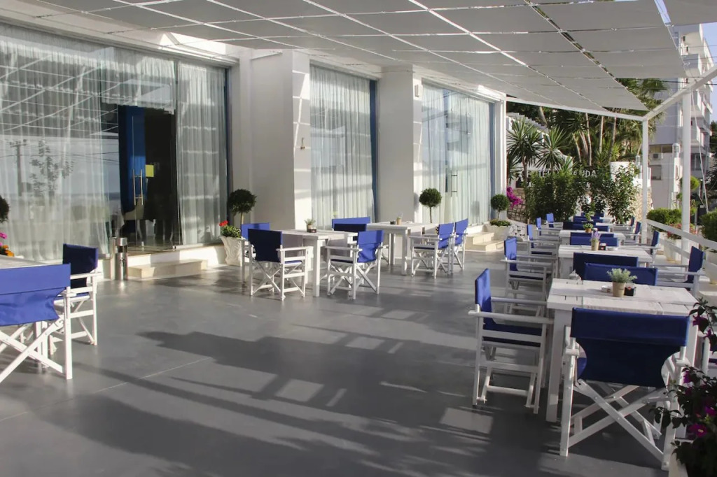 Sunrise Hotel
