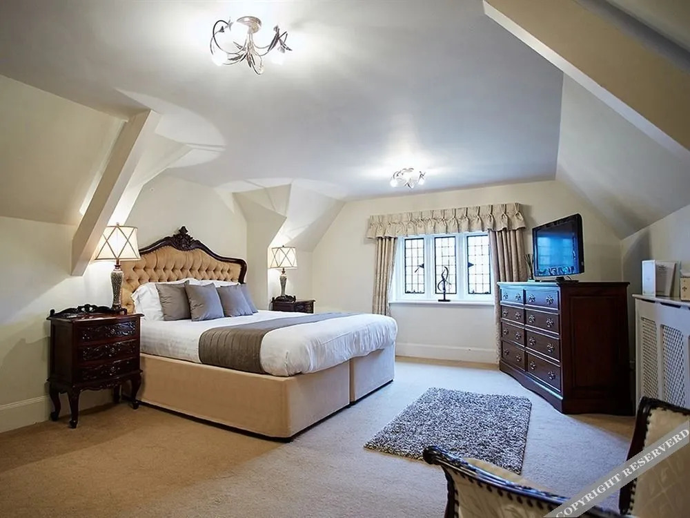 Woodhall Manor