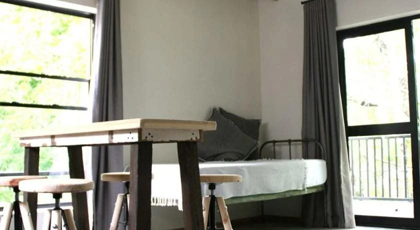 Avo&Oak Guesthouse