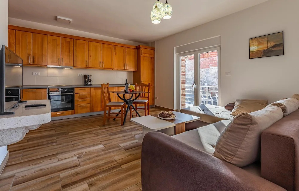 Awesome Apartment in Medulin With Outdoor Swimming Pool, Wifi and 2 Bedrooms