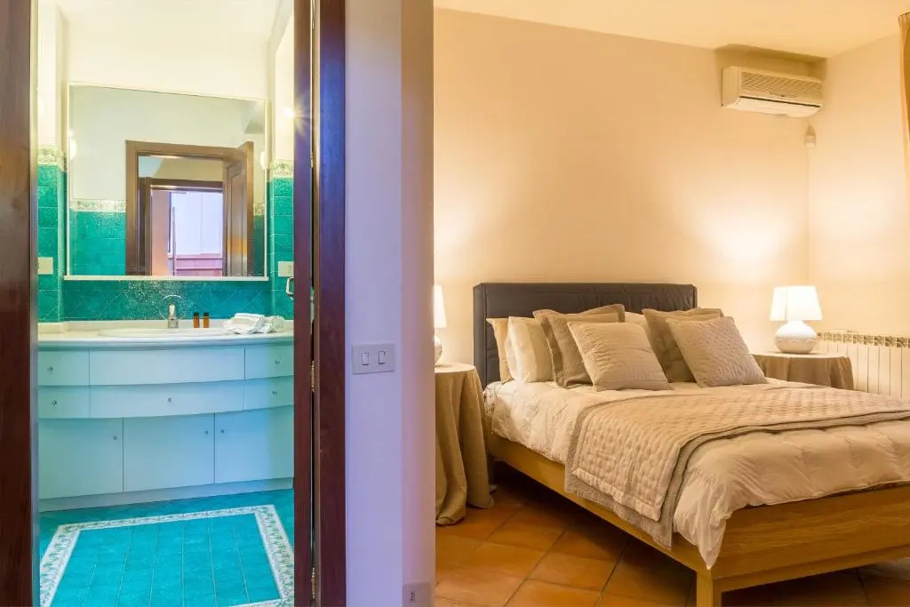 Villa Battiato . Home n Pool
