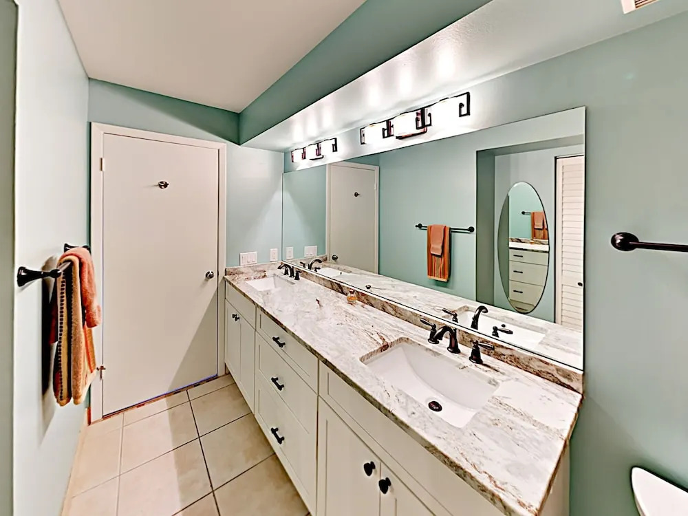 Bahia del Mar Condo Unit 128 2 Bedrooms 2 Bathrooms Condo