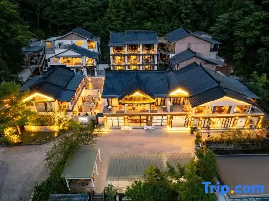 Qingcheng Mountain Zixuan Mountain Land Designer Villa (Qingcheng Houshan Tai'an Ancient Town)