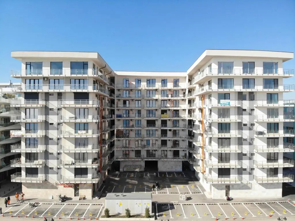 Seaview studio plus PP at Beach Residence