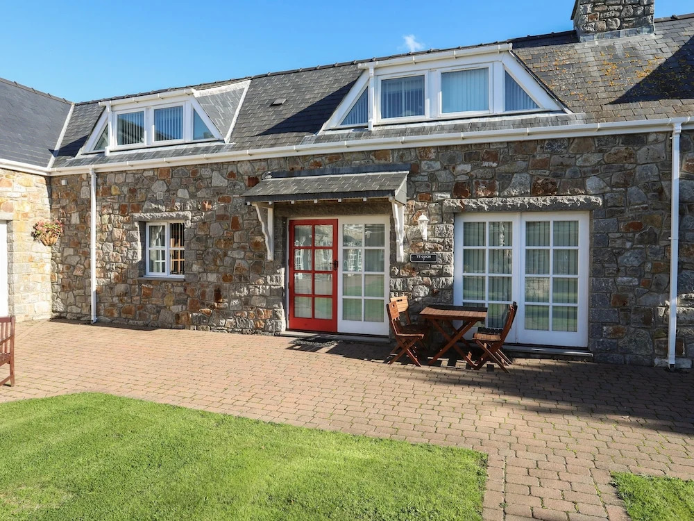Tyn Towyn - Ty Coch