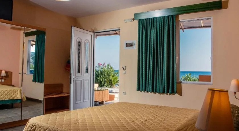Limanaki Seafront Apartments