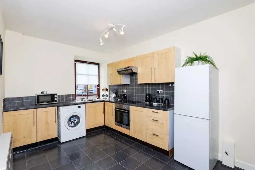 2 Bed Flat-ground Floor-parking