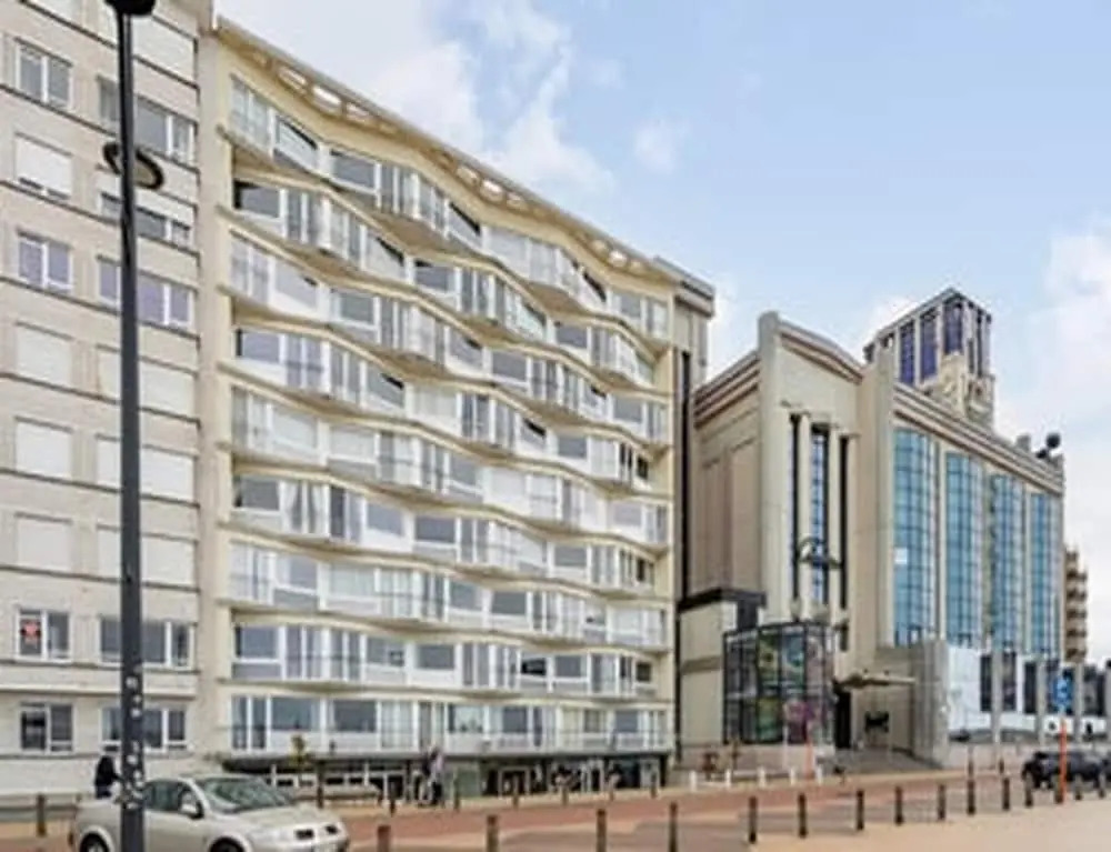 Beachside Stay for 4 in Blankenberge