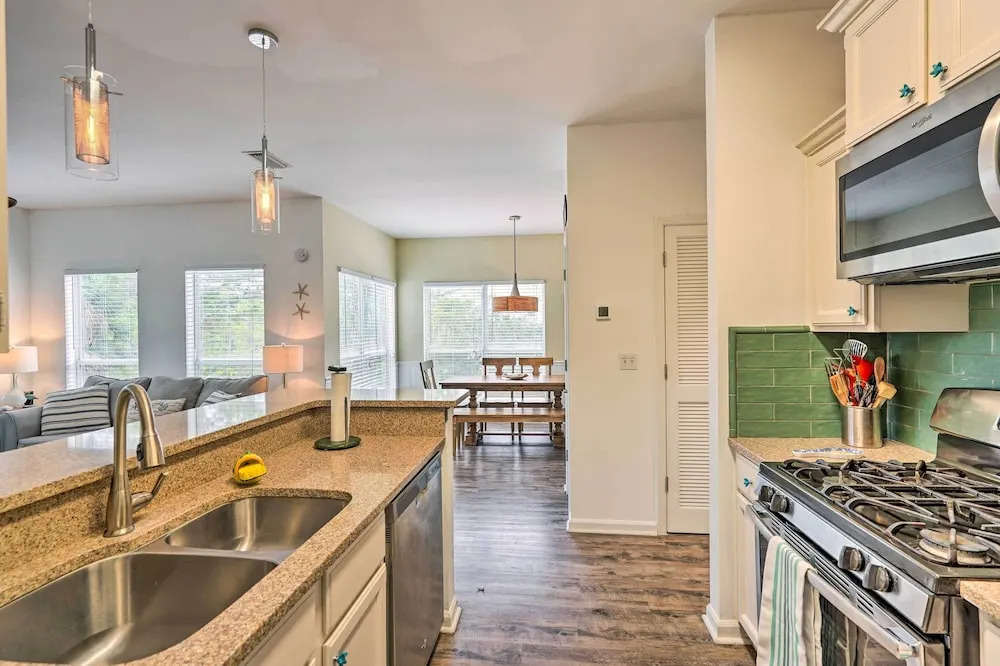 Awesome St George Island Home, Walk to Beach!