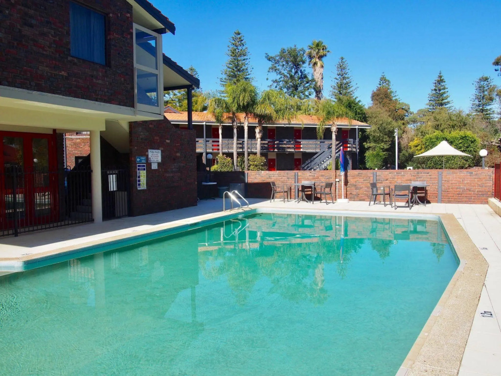 Kings Park Motel